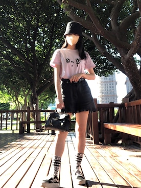 Adidas アディダス のソックス 靴下を使ったレディース人気ファッションコーディネート Wear