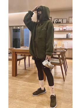 「NIKE(ナイキ)のアイテム(その他パンツ)」を使った、121さん(レディース・162cm)の冬コーディネート