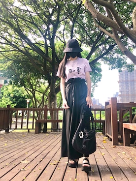 「NFL（ナショナルフットボールリーグ　）のアイテム」を使った、121さん（レディース・162cm）の夏コーディネート