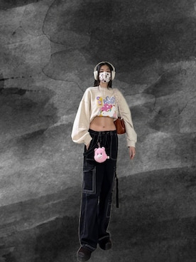 「PAZZO（パッゾ）のMIT CARE BEARS洗舊感印花大學TEE（スウェット、ベージュ系）」を使った、121さん（レディース・162cm）の春コーディネート