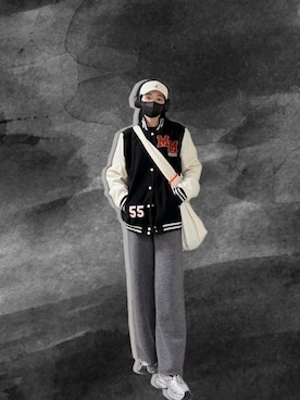 「Disney（ディズニー）のアイテム」を使った、121さん（レディース・162cm）の冬コーディネート