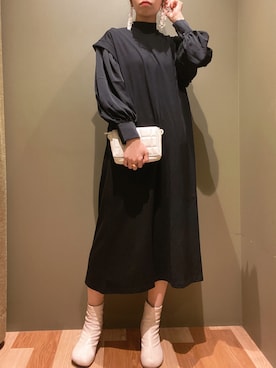 「ゆったりシルエット」｜「アイテム（ワンピース/ドレス）」を使った、tanasさん（レディース・166cm）の秋コーディネート