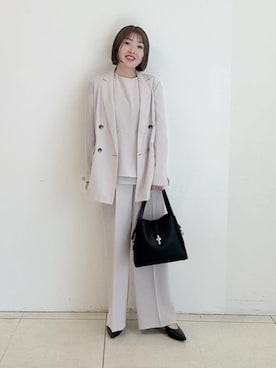 「INDIVI（インディヴィ）の【合皮／マルチWAY／サブバック付】ミニショルダーバッグ（ショルダーバッグ、ブラック系）」を使った、yoshiyaさん（レディース・155cm）の春コーディネート
