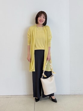 「INDIVI（インディヴィ）の【洗える／アンサンブル可能】シアースストライプカーディガン（カーディガン/ボレロ、イエロー系）」を使った、yoshiyaさん（レディース・155cm）の春コーディネート