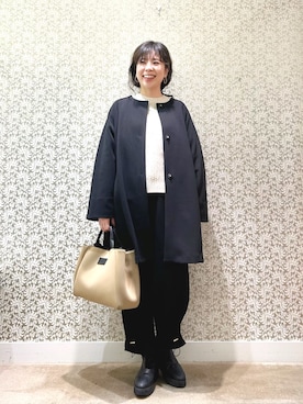「オフィスカジュアル」｜「アイテム（ノーカラーコート）」を使った、megmiさん（レディース・154cm）の冬コーディネート