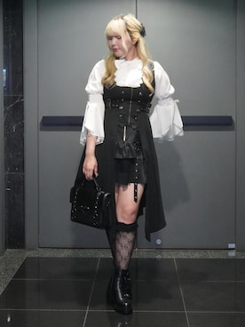 「アイテム（バレッタ/ヘアクリップ）」を使った、kanaeさん（レディース・169cm）の秋コーディネート