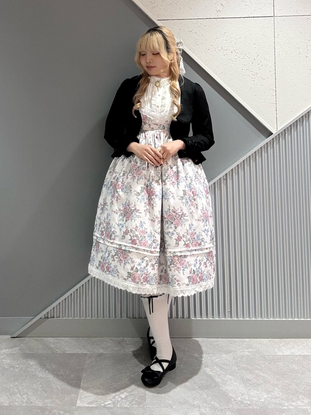 Chalmiere クラシカルローズ柄ワンピース　バレッタ付き ピンク 1770462605.jpg
