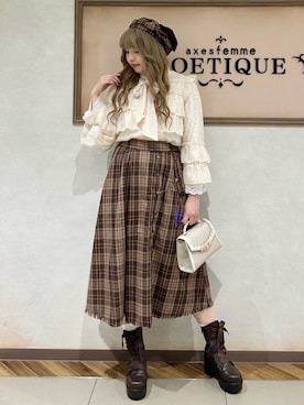 「axes femme（アクシーズファム）のアイテム（ハンチング/ベレー帽）」を使った、kanaeさん（レディース・169cm）の秋コーディネート
