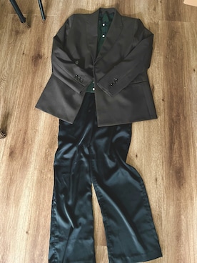 「アイテム（スラックス、ブラック系）」を使った、服メモさん（レディース・158cm）の秋コーディネート