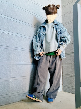 「アイテム（デニムジャケット）」を使った、nyamacoさん（レディース・158cm）の秋コーディネート