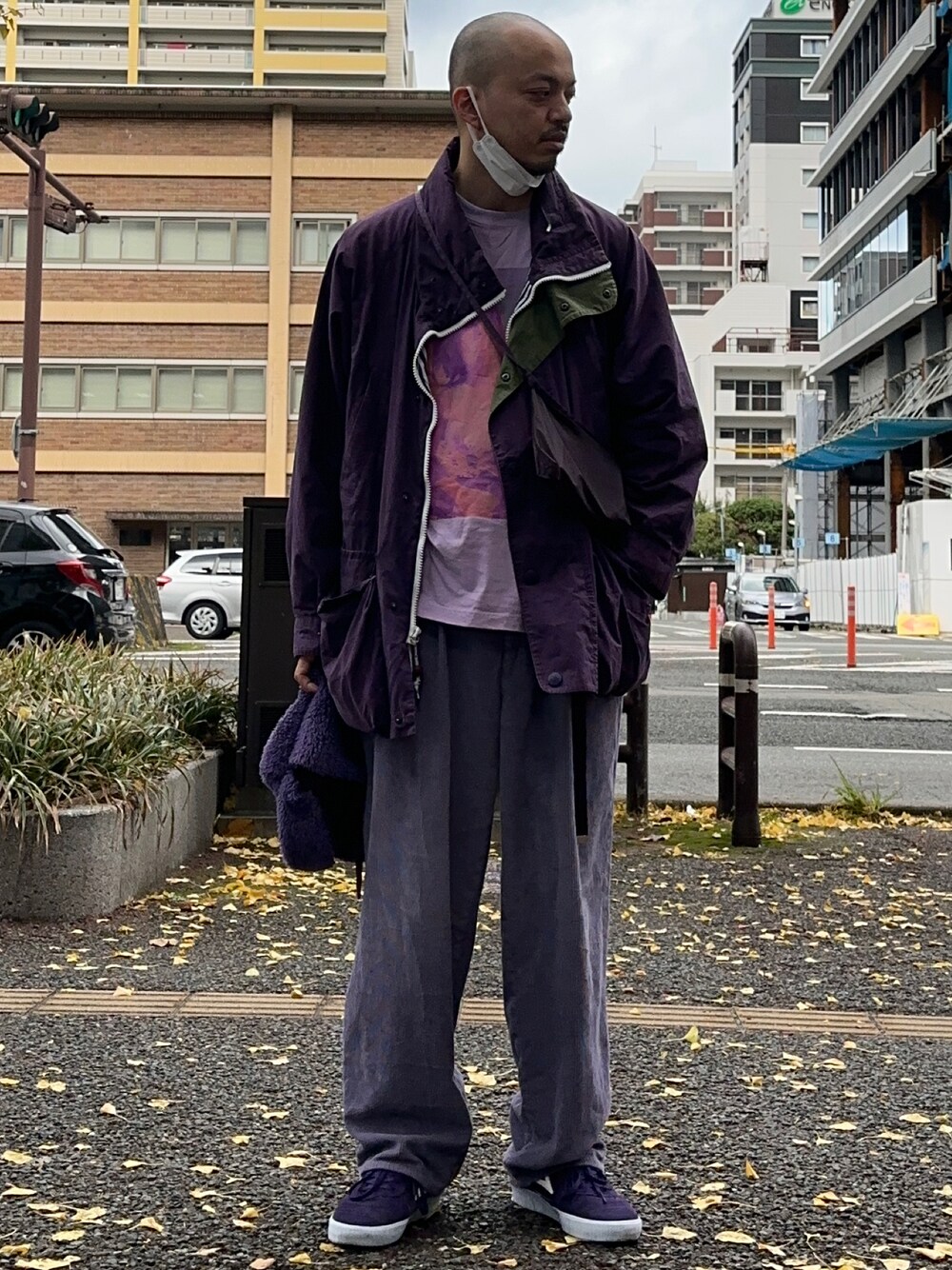 「スニーカーコーデ、パープル、オールパープル、紫コーデ、ビックシルエット、nautica、lakai」｜「NAUTICAのアイテム（ジャケット/アウター、パープル系）」を使った、トヲルさん（メンズ・180cm）の秋コーディネートの1枚目の写真