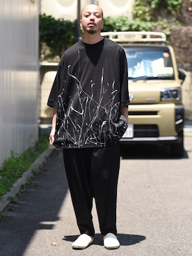 「my beautiful landlet（マイビューティフルランドレット）のアイテム（トップス）」を使った、トヲルさん（メンズ・180cm）の夏コーディネート