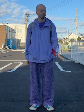 「adidas（アディダス）のアイテム（ジャケット/アウター）」を使った、トヲルさん（メンズ・180cm）の秋コーディネート