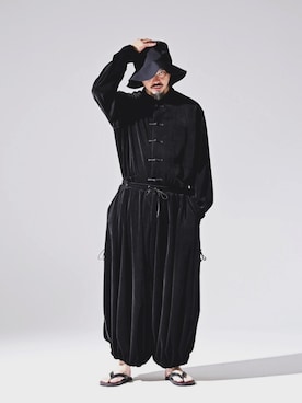 「アイテム（サンダル）」を使った、トヲルさん（メンズ・180cm）の秋コーディネート