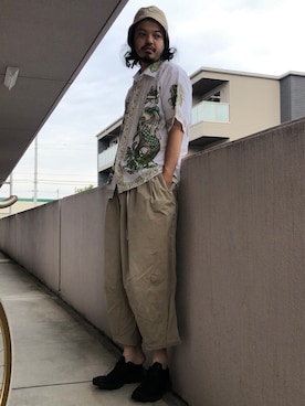 「is-ness（イズネス）のアイテム」を使った、トヲルさん（メンズ・180cm）の夏コーディネート