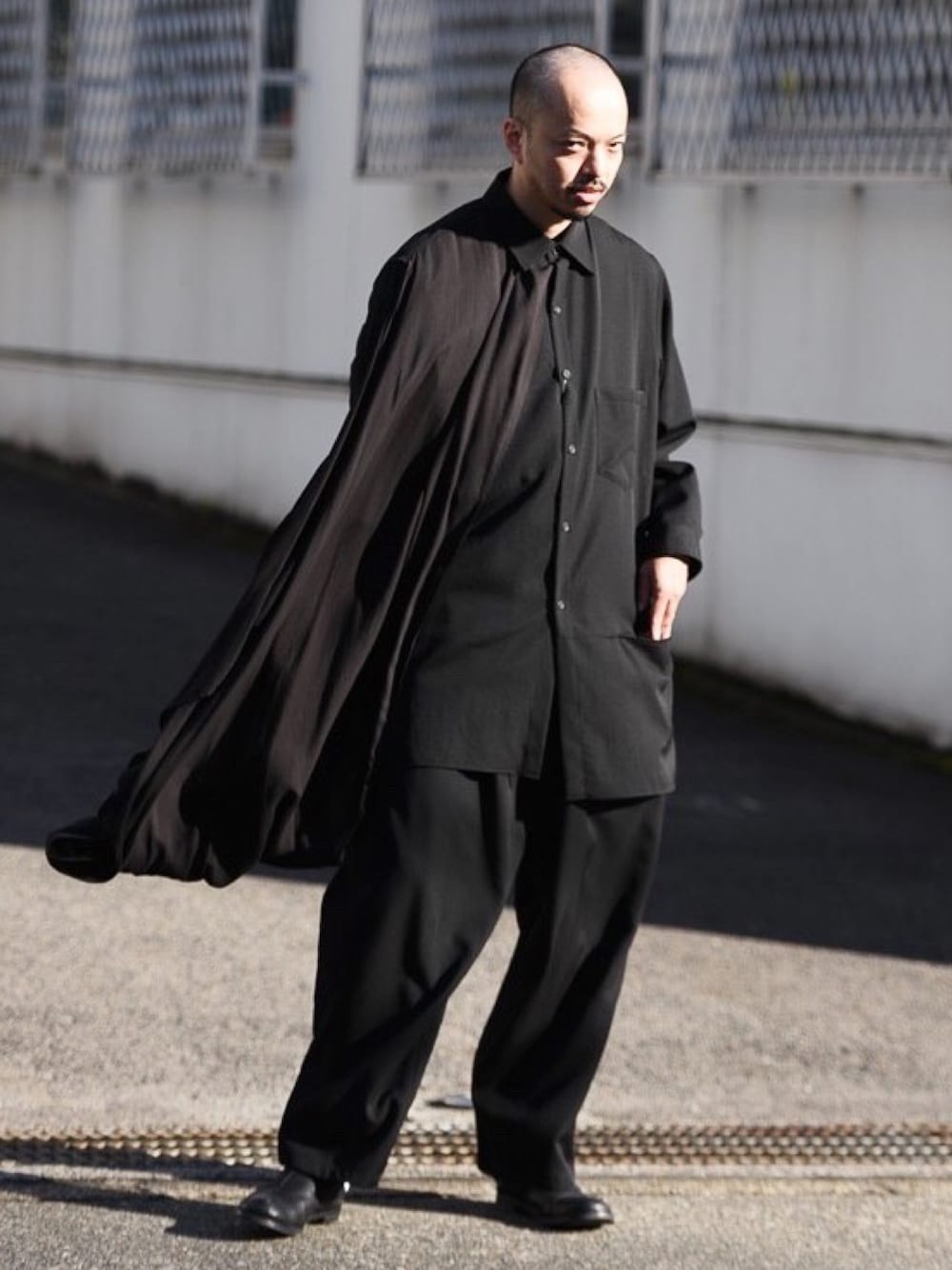 Yoji Yamamotoのシャツブラウス yohji yamamoto - pour homme | 朝倉墨絵柄BIGB / シャツ