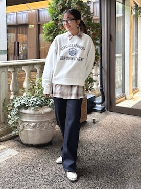 「アイテム（ローファー）」を使った、木阪郁美さん（レディース・155cm・20代）の秋コーディネート