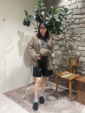 「HEREIAM（ヘレイアム）のアイテム（パンツ）」を使った、yuuka520さん（レディース・155cm）の秋コーディネート