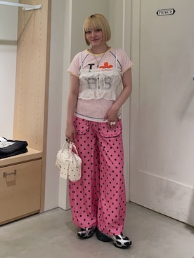 「HELLO.SANFRANCISCO（ハローサンフランシスコ）の【HELLO.SANFRANCISCO/ハローサンフランシスコ】ワッフルプリントTEE（Tシャツ/カットソー、ピンク系）」を使った、himechanyuさん（レディース・161cm）の夏コーディネート