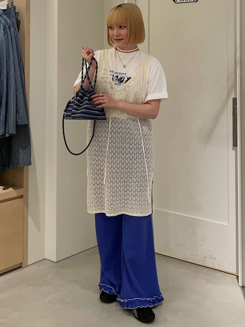 【UNISEX】牛グラフィックTEE