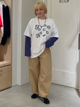 「アイテム（チノパンツ）」を使った、himechanyuさん（レディース・161cm）の秋コーディネート