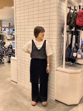 「アイテム（ニット/セーター）」を使った、J  U R  Iさん（レディース・156cm）の夏コーディネート