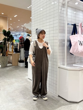 「アイテム（つなぎ/オールインワン）」を使った、J  U R  Iさん（レディース・156cm）の秋コーディネート