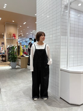 「アイテム（サロペット/オーバーオール）」を使った、J  U R  Iさん（レディース・156cm）の秋コーディネート