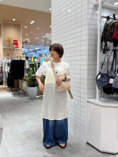 【UNISEX】牛グラフィックTEE