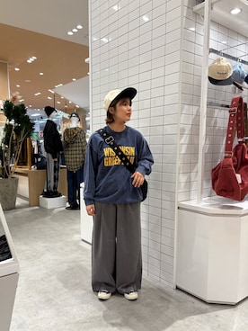 「アイテム（ハット）」を使った、J  U R  Iさん（レディース・156cm）の秋コーディネート