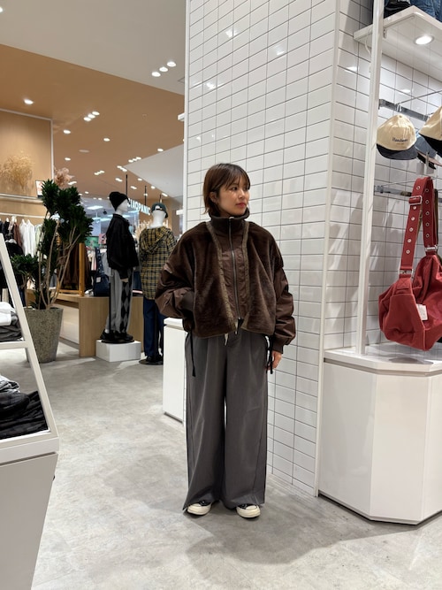 セール】【etsinta】ファー切替ショートスタンドジャケット/WEB限定