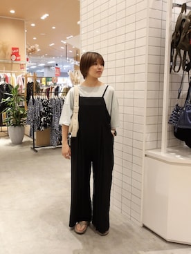 「アイテム（サロペット/オーバーオール）」を使った、J  U R  Iさん（骨格ストレート・レディース・156cm）の夏コーディネート