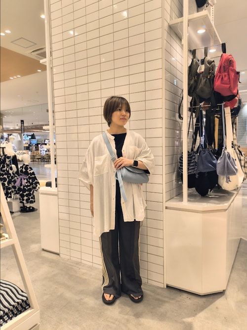 【夏の体型カバー】リネンレーヨンドルマンシャツ