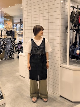「アイテム（ニット/セーター）」を使った、J  U R  Iさん（レディース・156cm）の夏コーディネート