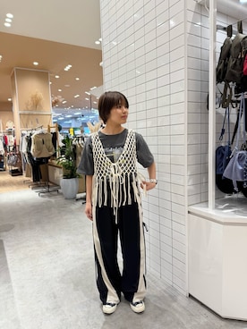 「黒パンツ」｜J  U R  Iさん（レディース・156cm）の夏コーディネート