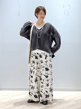 「GLOBAL WORK（グローバルワーク）のベーシックA4刺繍トート/ 316572（トートバッグ、ホワイト系）」を使った、miinoさん（レディース・152cm）の春コーディネート
