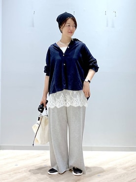 「GLOBAL WORK（グローバルワーク）のエアかるクッションベルトスニーカー/102313（スニーカー、ブラック系）」を使った、miinoさん（レディース・152cm）の春コーディネート