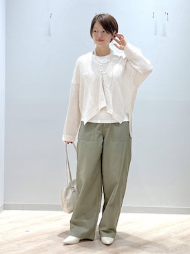 「GLOBAL WORK（グローバルワーク）のらくっション撥水ヒールパンプス/253018（パンプス、ホワイト系）」を使った、miinoさん（レディース・152cm）の春コーディネート