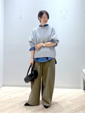 「GLOBAL WORK（グローバルワーク）のシリンダーバッグ/1049528（クラッチバッグ、ブラック系）」を使った、miinoさん（レディース・152cm）の秋コーディネート