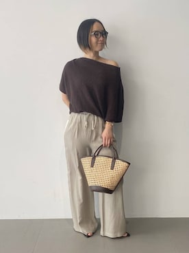 「AIM（エイム）のアイテム」を使った、babyloneyuumiさん（レディース・158cm）の春コーディネート