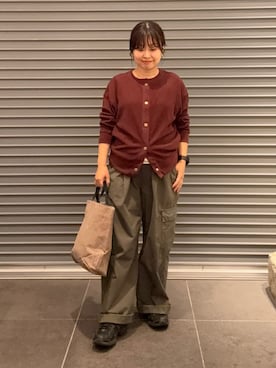 「かぐれ（カグレ）のユーティリティーイージーパンツ（その他パンツ）」を使った、nakamichiiさん（レディース・150cm）の秋コーディネート