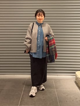 「アイテム（マフラー）」を使った、nakamichiiさん（レディース・150cm）の秋コーディネート