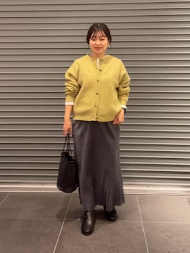 「かぐれ（カグレ）のアイテム（スカート）」を使った、nakamichiiさん（レディース・150cm）の秋コーディネート