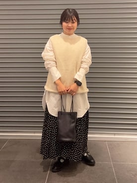 「かぐれ（カグレ）のアイテム（スカート）」を使った、nakamichiiさん（レディース・150cm）の秋コーディネート