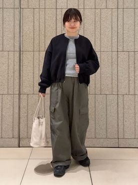 「かぐれ（カグレ）のユーティリティーイージーパンツ（その他パンツ）」を使った、nakamichiiさん（レディース・150cm）の秋コーディネート