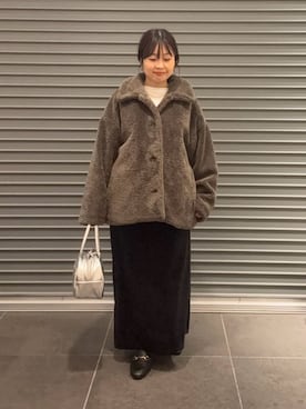 「アイテム（ボストンバッグ、シルバー系）」を使った、nakamichiiさん（レディース・150cm）の秋コーディネート