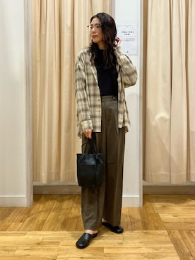 「FORK&SPOON（フォークアンドスプーン）のアイテム（シャツ/ブラウス）」を使った、kimmyさん（レディース・168cm）の秋コーディネート