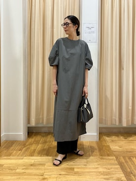 「EKAL(エカル)の『UR TECH』ナイロンタッサーワンピース(ワンピース、グレー系)」を使った、kimmyさん(レディース・168cm)の春コーディネート