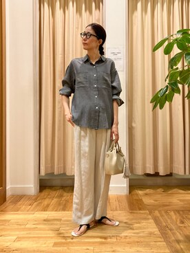 「URBAN RESEARCH DOORS（アーバンリサーチドアーズ）のシアーデニムシャツ（シャツ/ブラウス）」を使った、kimmyさん（レディース・168cm）の秋コーディネート