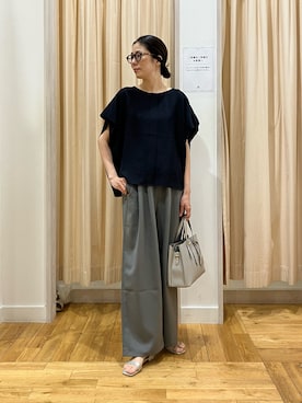 「URBAN RESEARCH DOORS(アーバンリサーチドアーズ)の『UR TECH』完声/涼ギャザーワイドパンツ(その他パンツ、グレー系)」を使った、kimmyさん(レディース・168cm)の春コーディネート